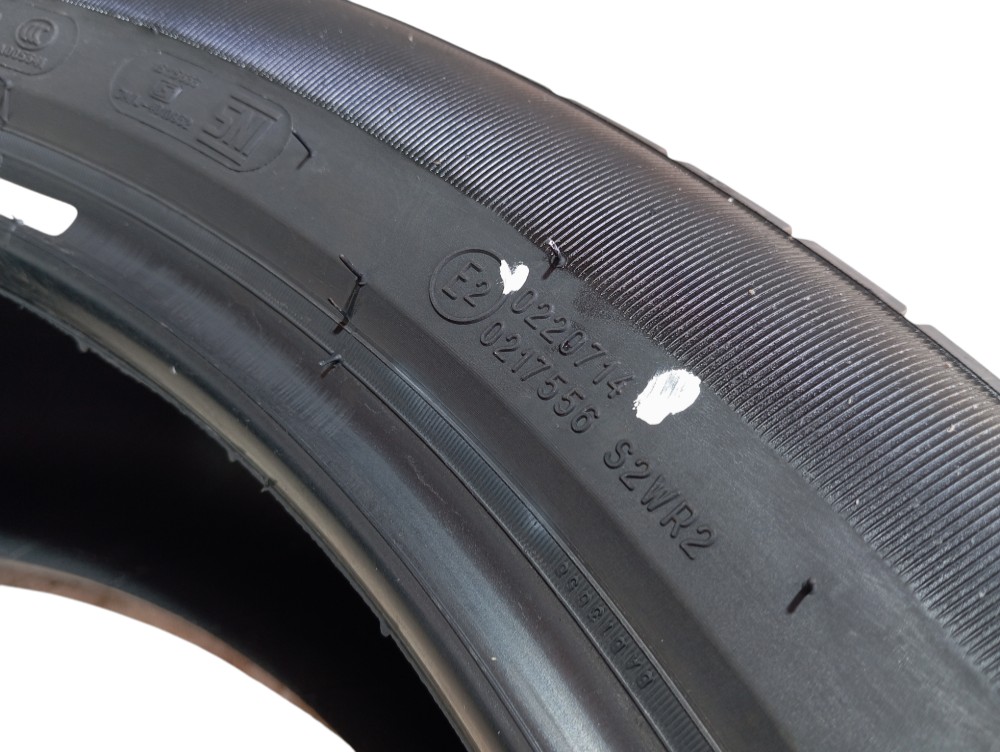 Pneu Aro 21 Michelin Pilot Sport 4 Suv 235/50 R21 4