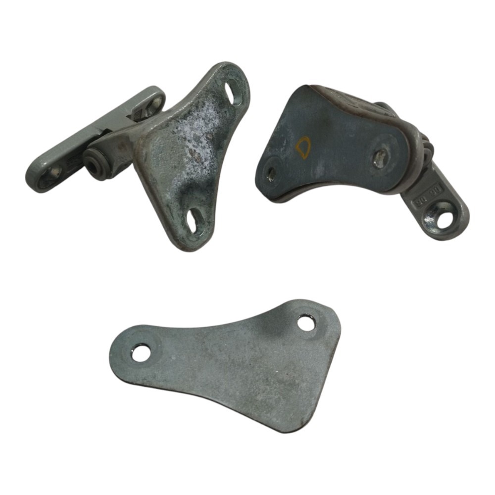Dobradiça Porta Dianteira Direita Mercedes C180 2007 V661 7