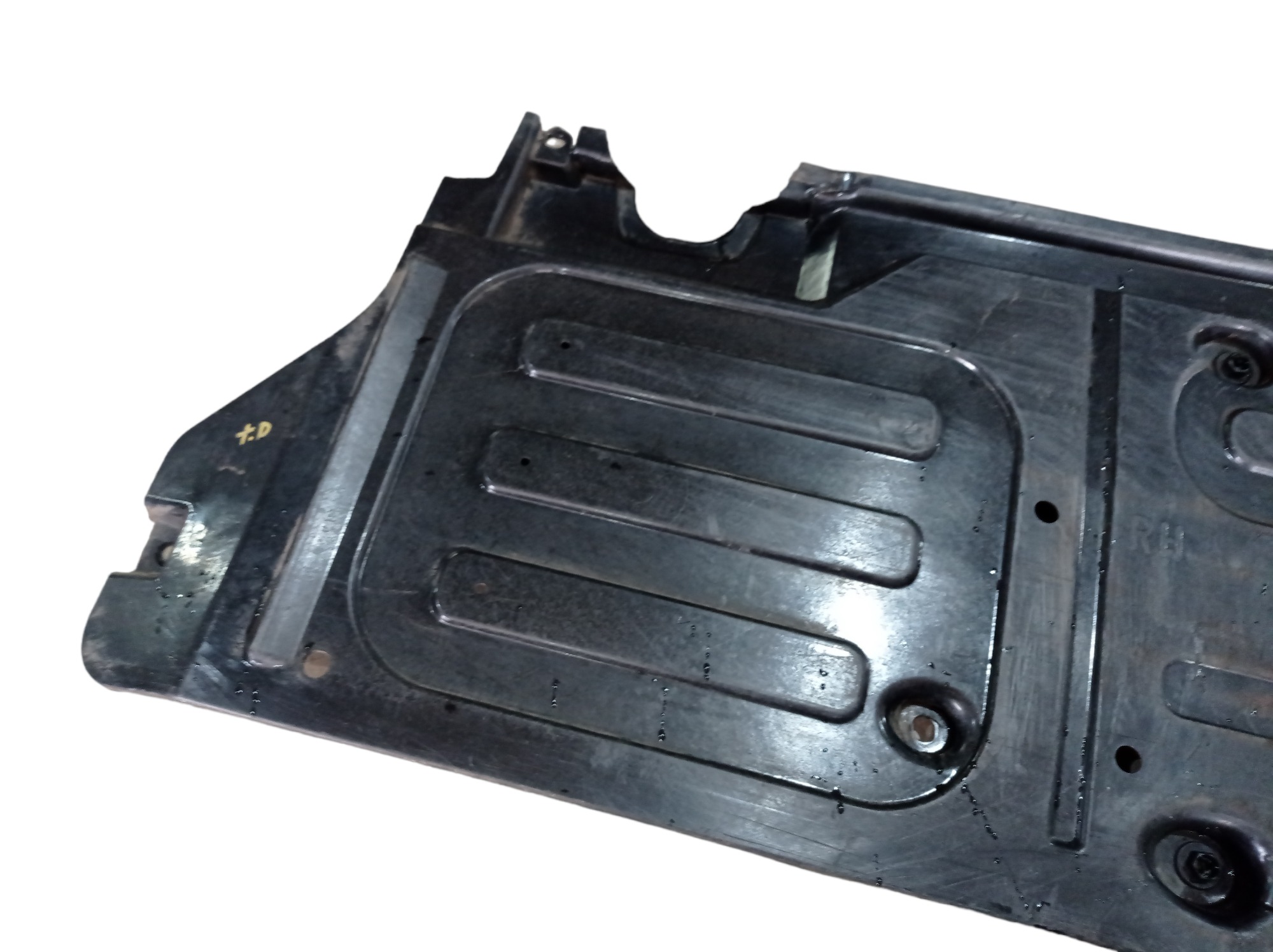 Protetor Direito Assoalho Hyundai Equus Vs460 4.6 2013 V577 2
