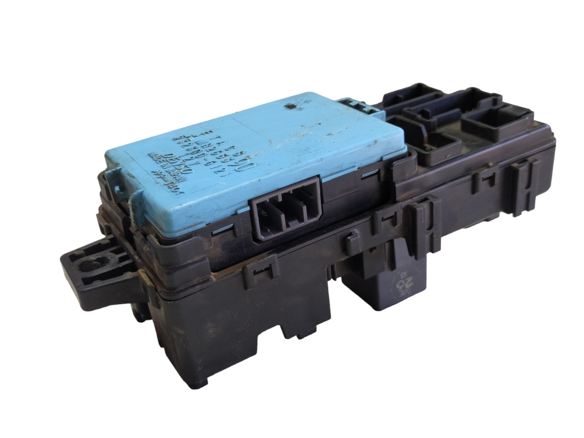 Módulo Caixa De Fusiveis Mitsubishi L200 2004 V588 10