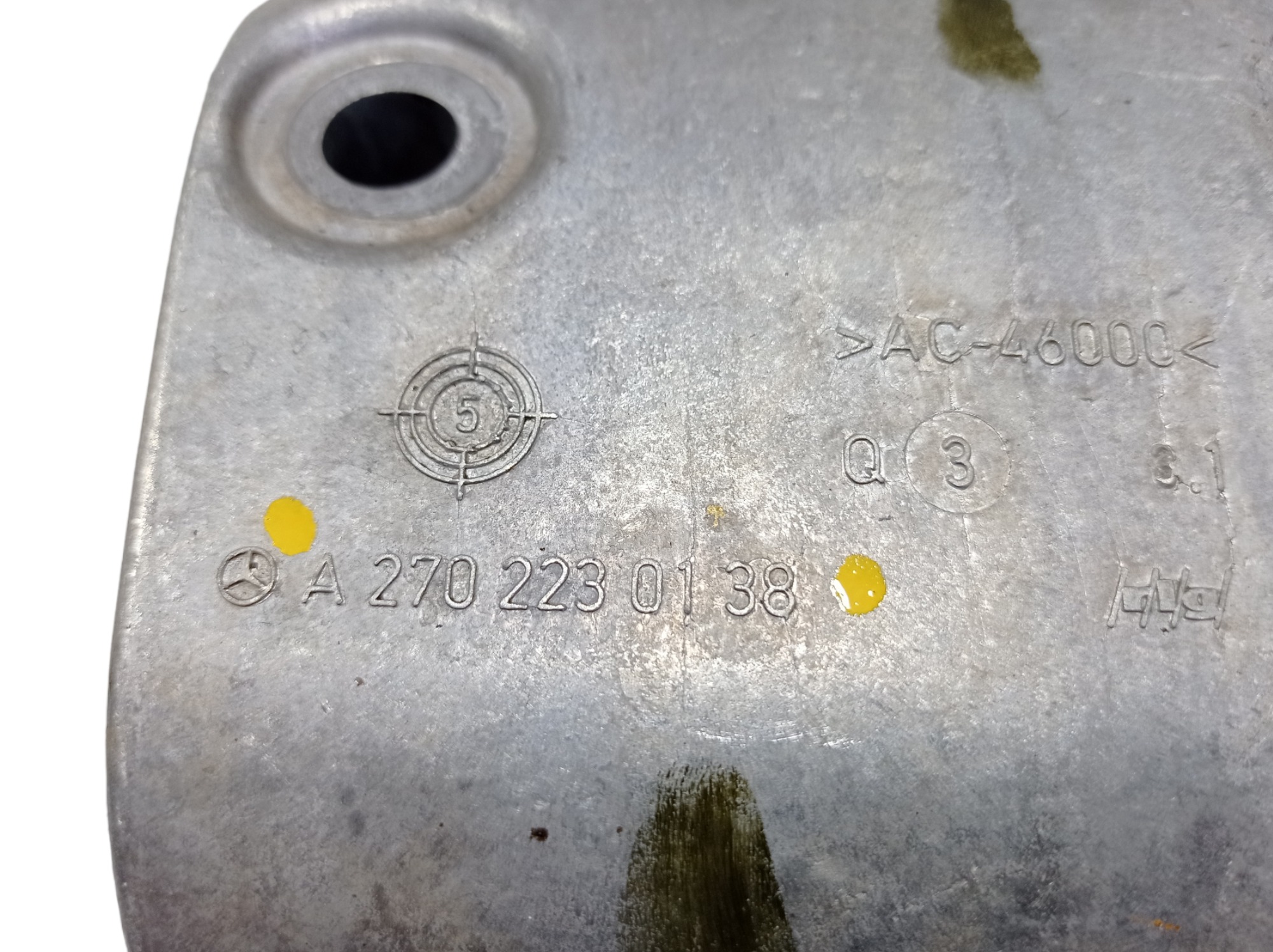 Suporte Homocinética Dianteira Direita Gla 200 2016 V568 7