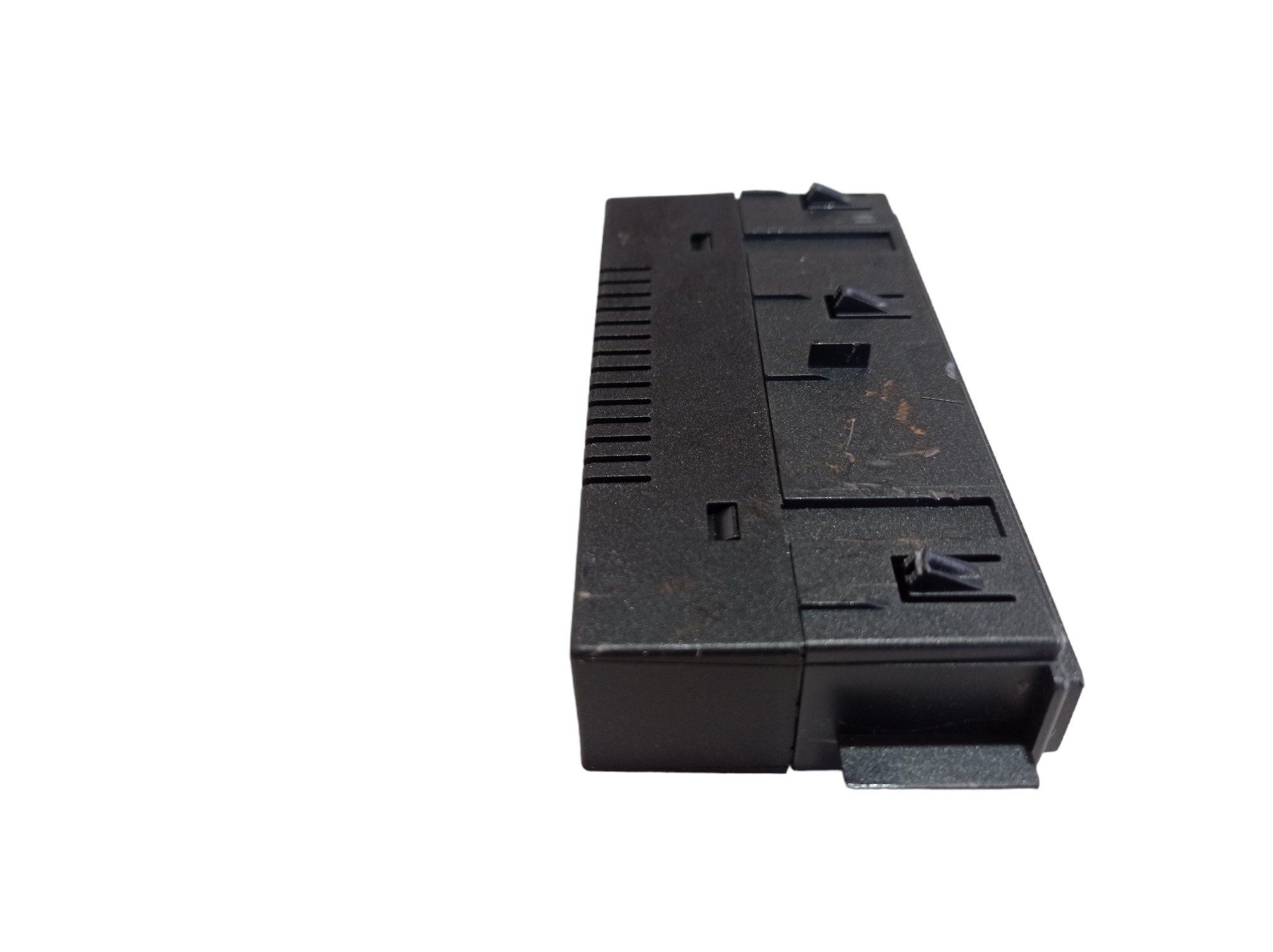 Entrada Usb Vw Taos 2022 2024 V601 7