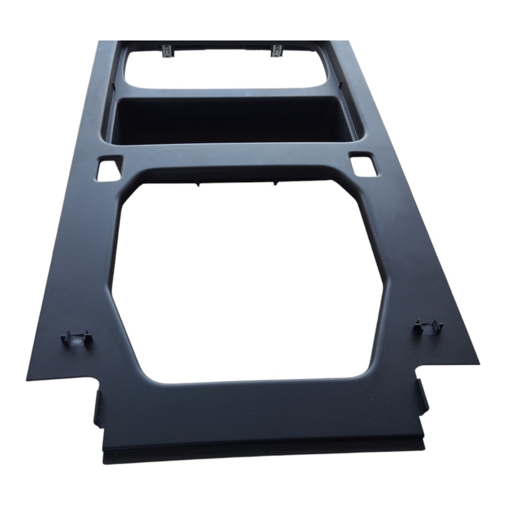 Acabamento Console Central Land Rover Defender 2022 V645 5