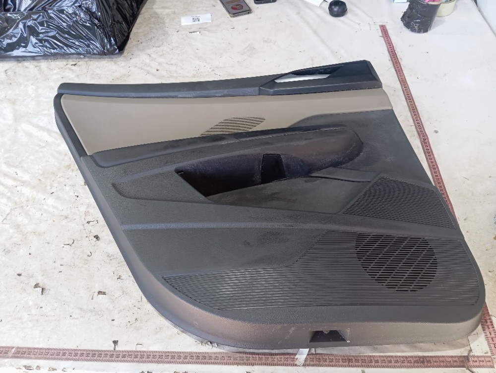 Forro Porta Traseira Esque Vw Taos Highline 2022 2024 V655 7