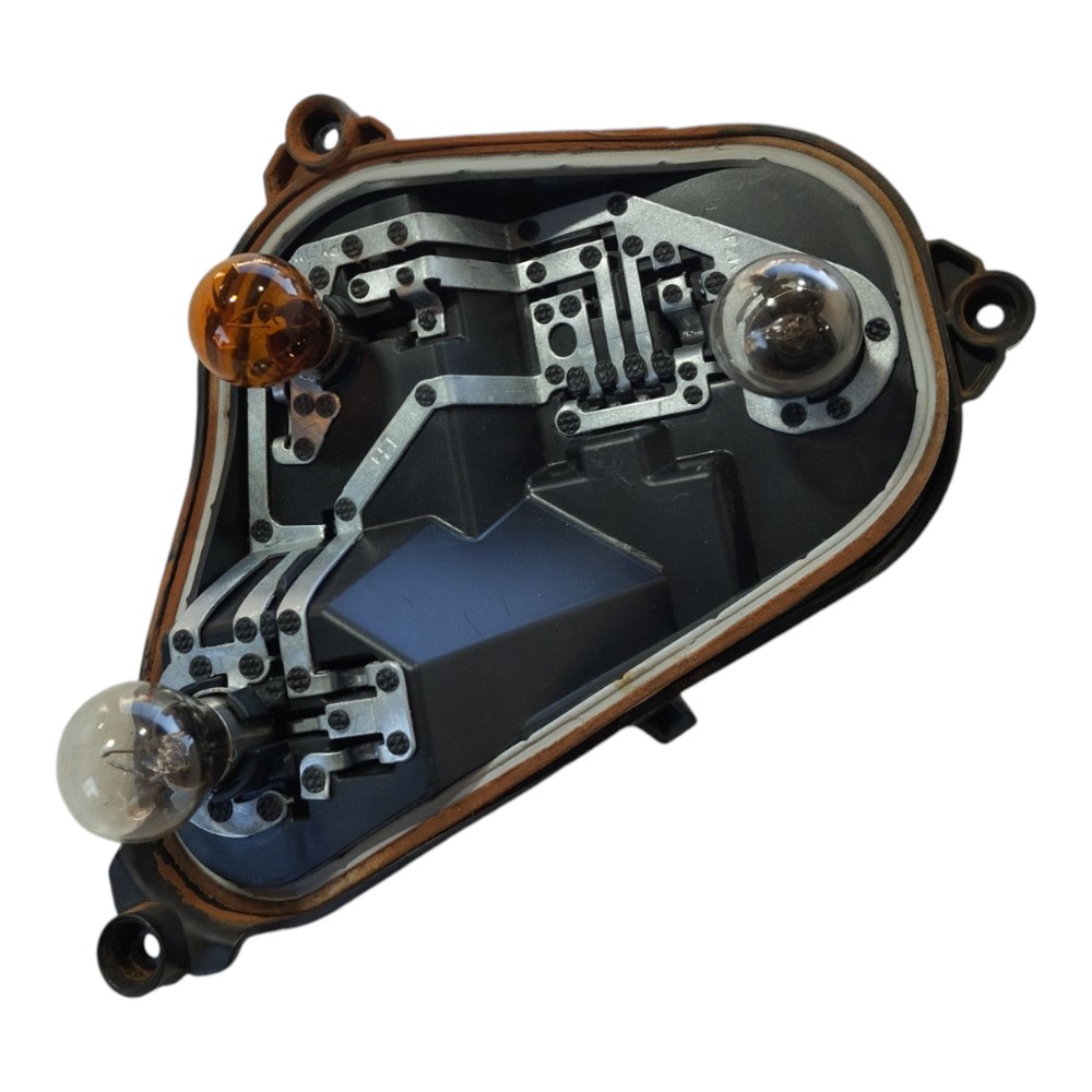 Circuito Lanterna Esquerda Prisma Onix 2014 V323