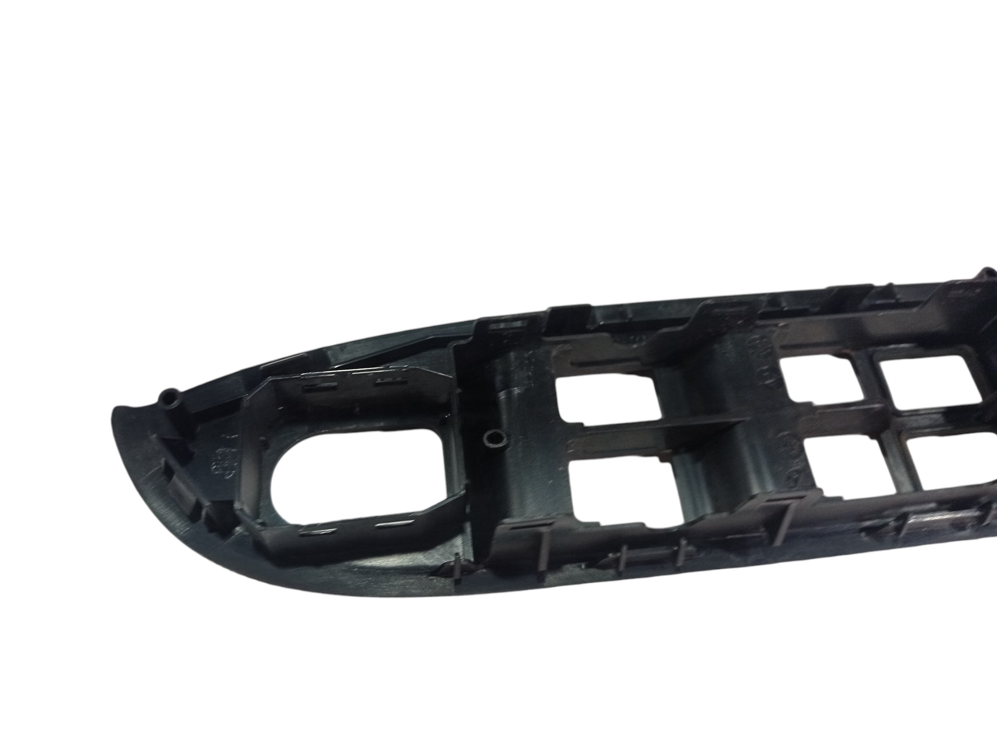 Moldura Botão Vidro Dianteiro Esquerdo Suzuki Vitara 2014 1