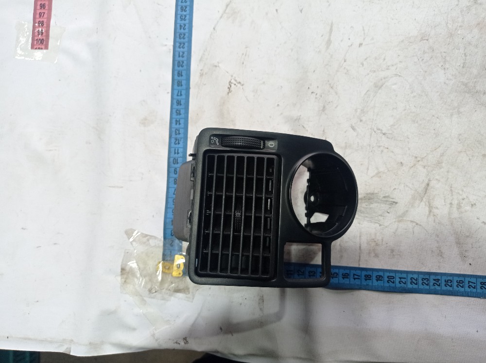 Difusor  Ar Esquerdo Vw Golf 2001 V366 9