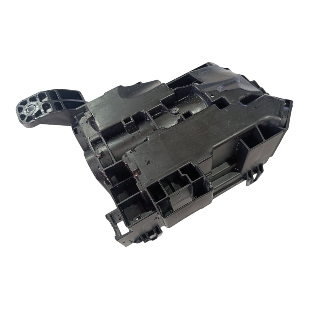 Suporte Caixa Fusível Externa Gm Tracker 2020 2025 V627