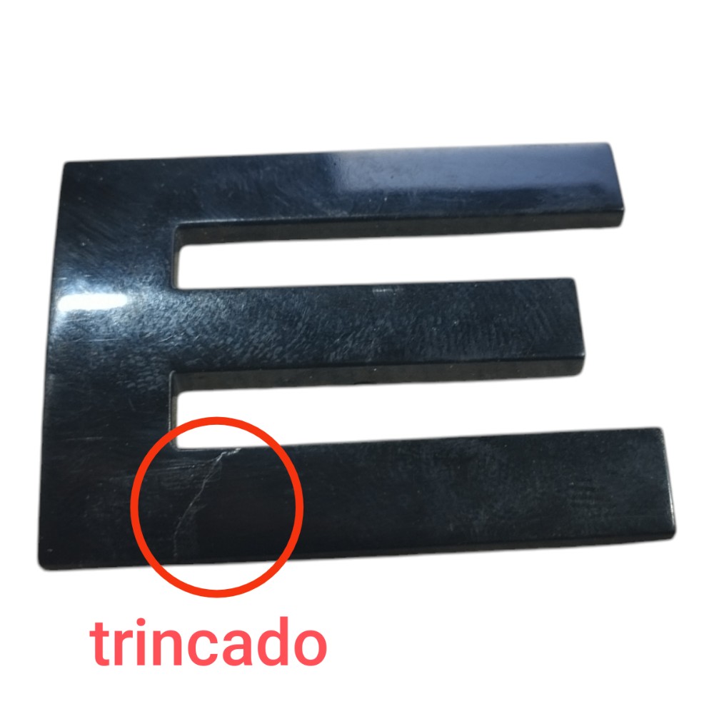 Emblema E Land Rover Defender 2022 V645 7
