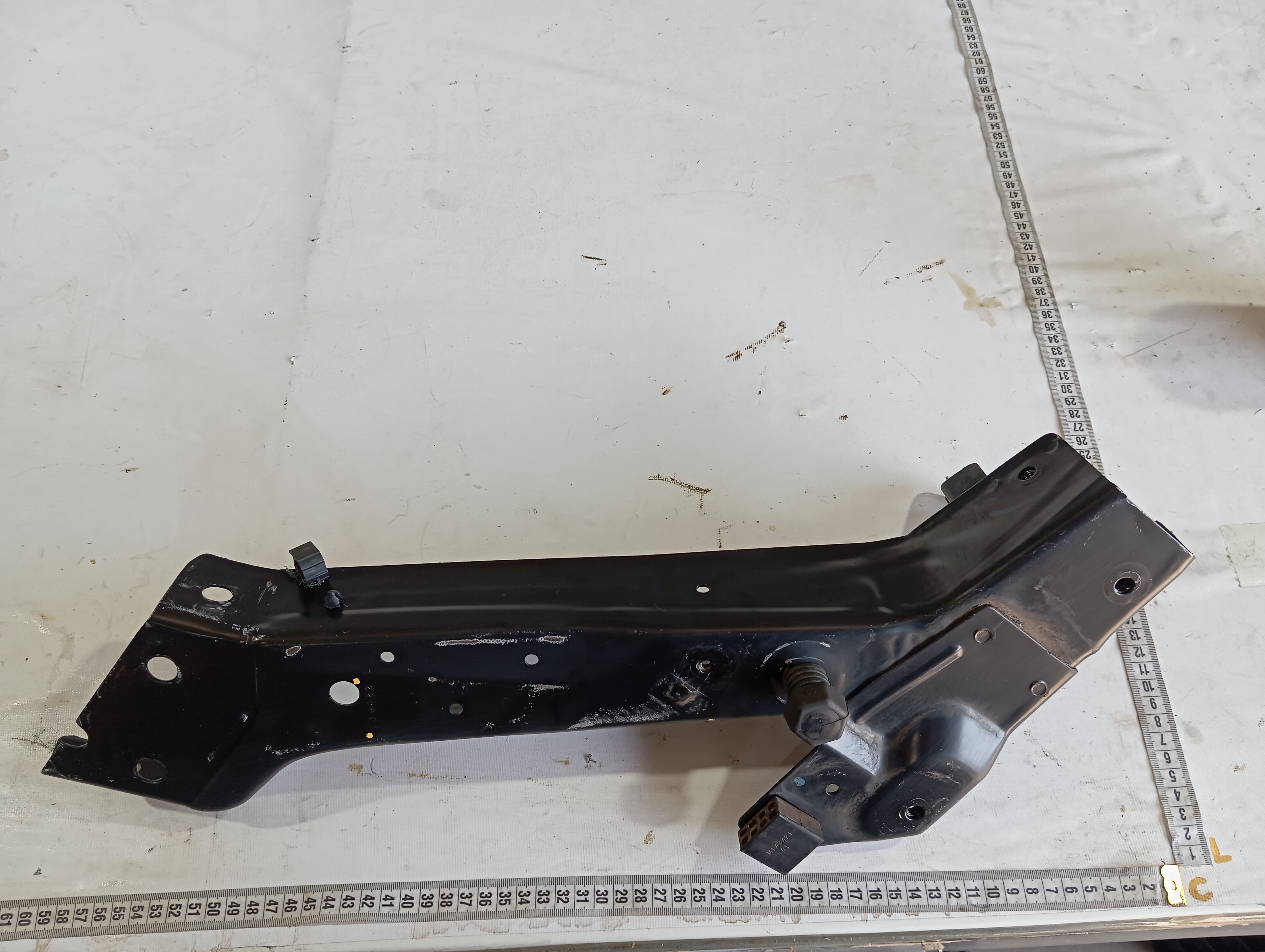 Suporte Farol Esquerdo Jeep Grand Cherokee 2014 V604 9