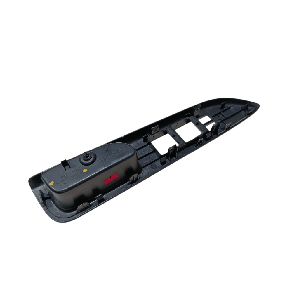 Moldura comando vidro Nissan March 2014 2