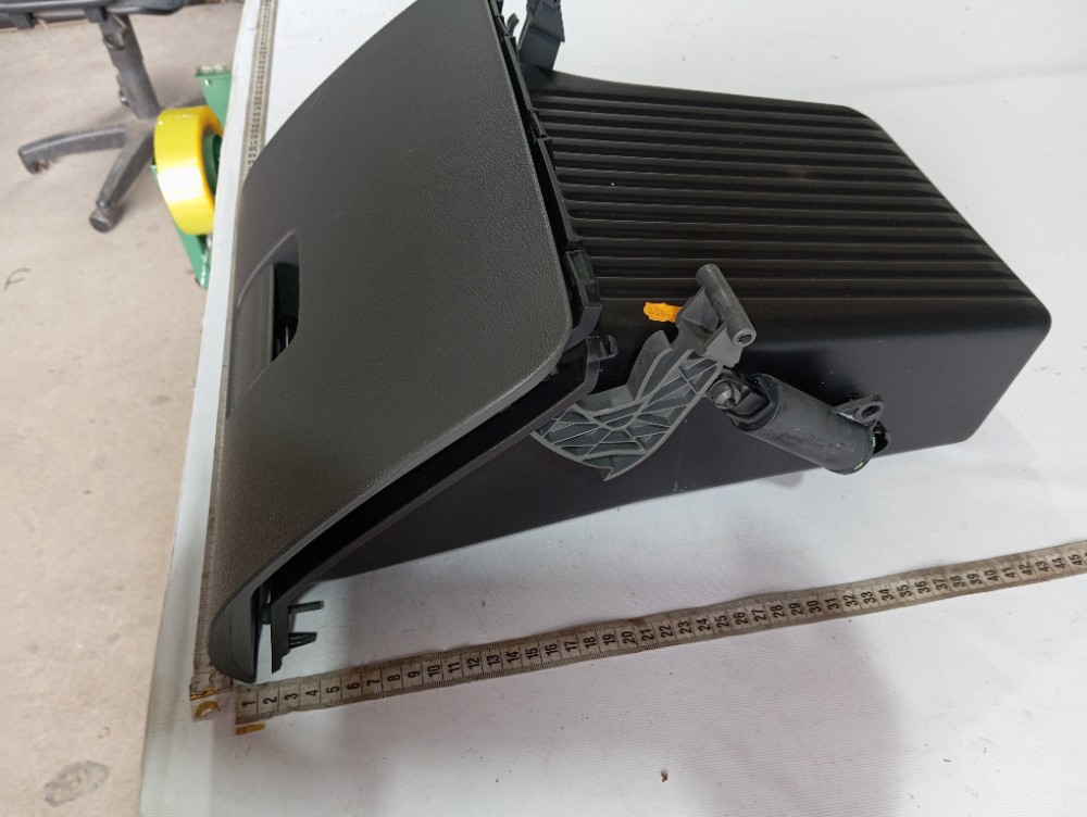 Porta Luvas Ford Focus 2012 4m51-a06044-a 7
