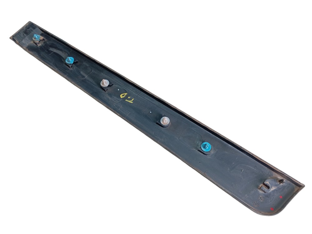Moldura Porta Traseira Direita Chery Tiggo 2 2020 V613 3