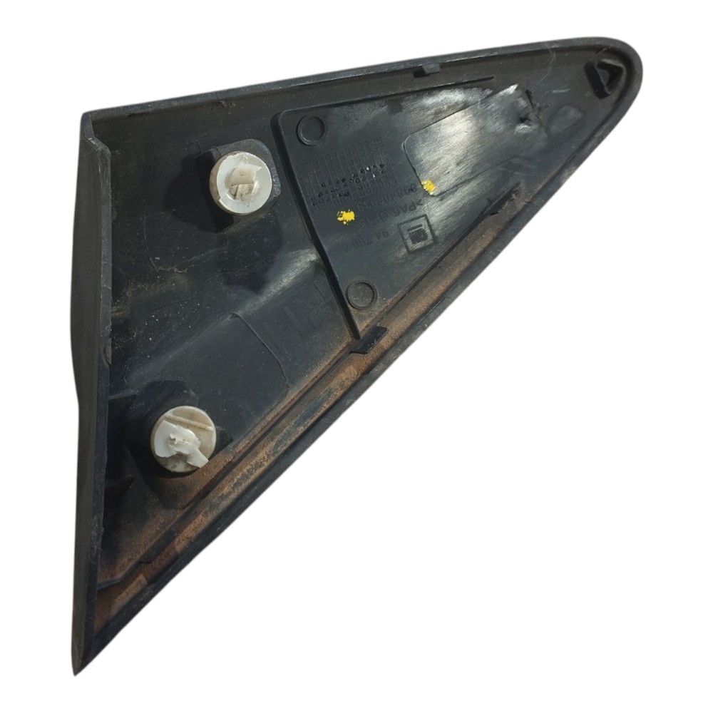 Moldura Retrovisor Direito Chevrolet Onix Prisma 2013 A 2019 4