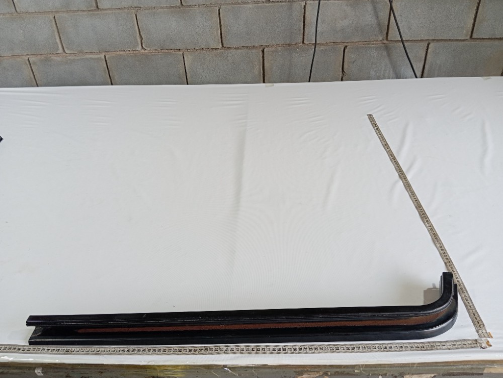 Trilho Central Direito Chrysler Grand Caravan 2005 V368 9
