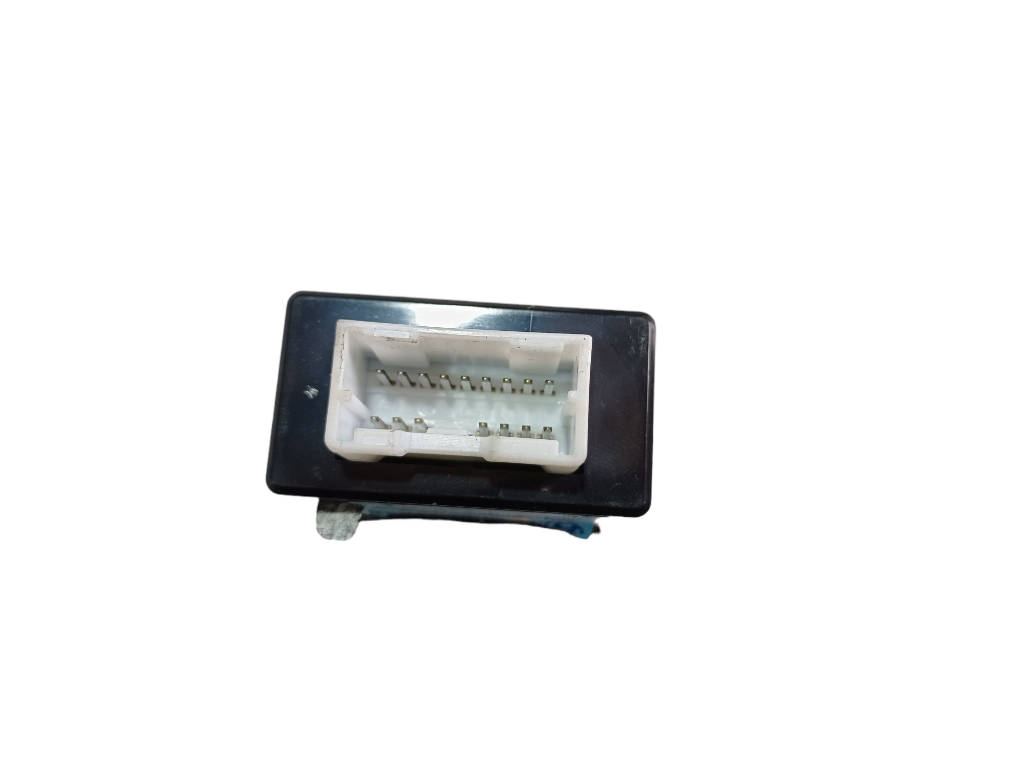 Entrada Usb iPod Hyundai Azera 2011 2l000xx0b V579 6