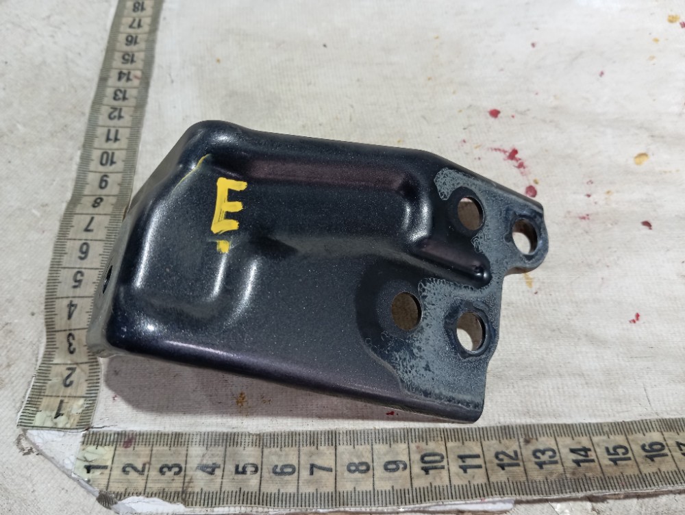 Suporte Paralama Esquerdo Lexus Rx500hf 2023 V619 6