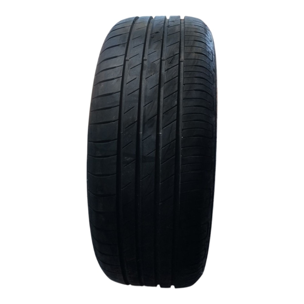 Pneu Goodyear 215/50r17 V632 6