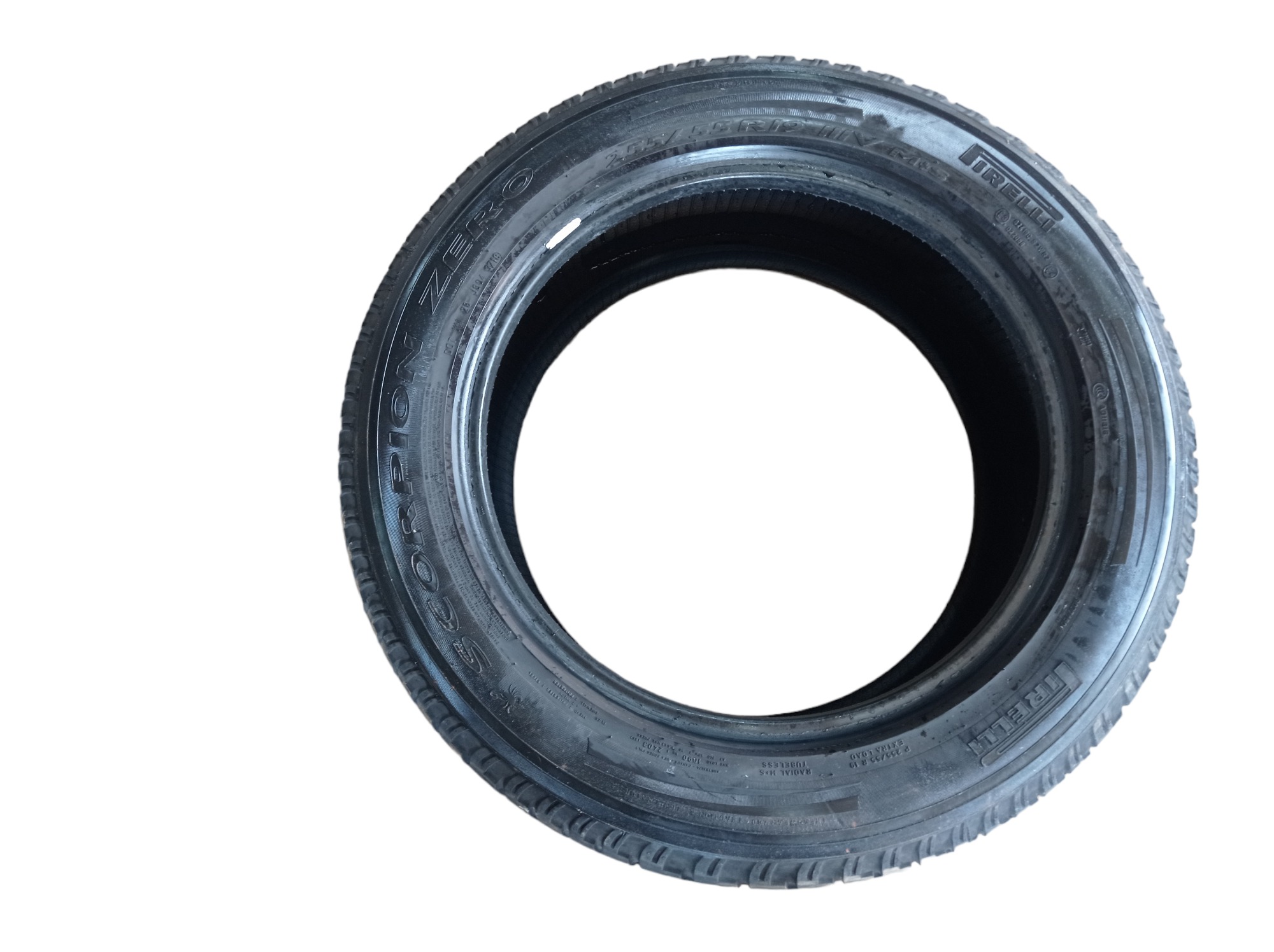 Pneu Aro 19 Pirelli Scorpion Zero 255/55 R19