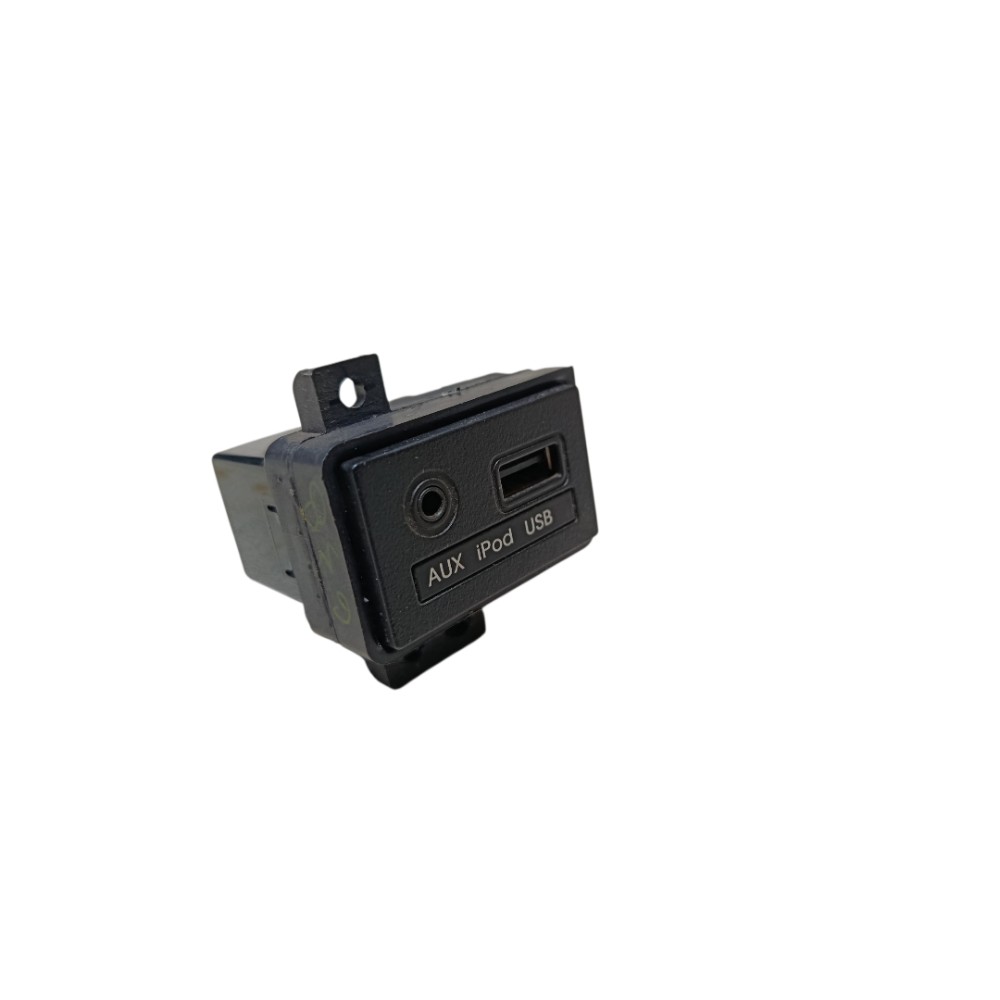 Entrada usb auxiliar Hyundai Ix35 2018 2019