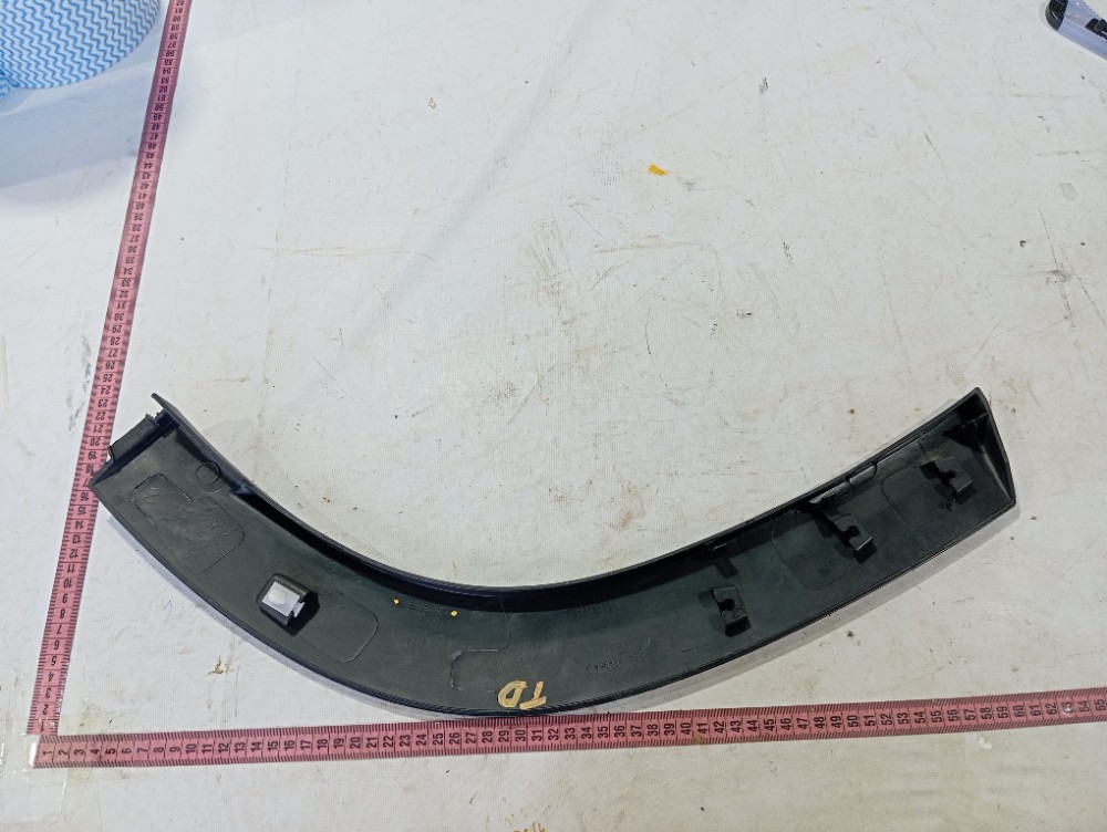 Moldura Caixa Roda Traseira Direita Gm Tracker 2020 25 V627 10