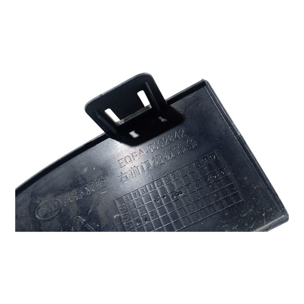 Moldura Ext Porta Diant Direit Byd Dolphin Mini 24 A 25 V665 2