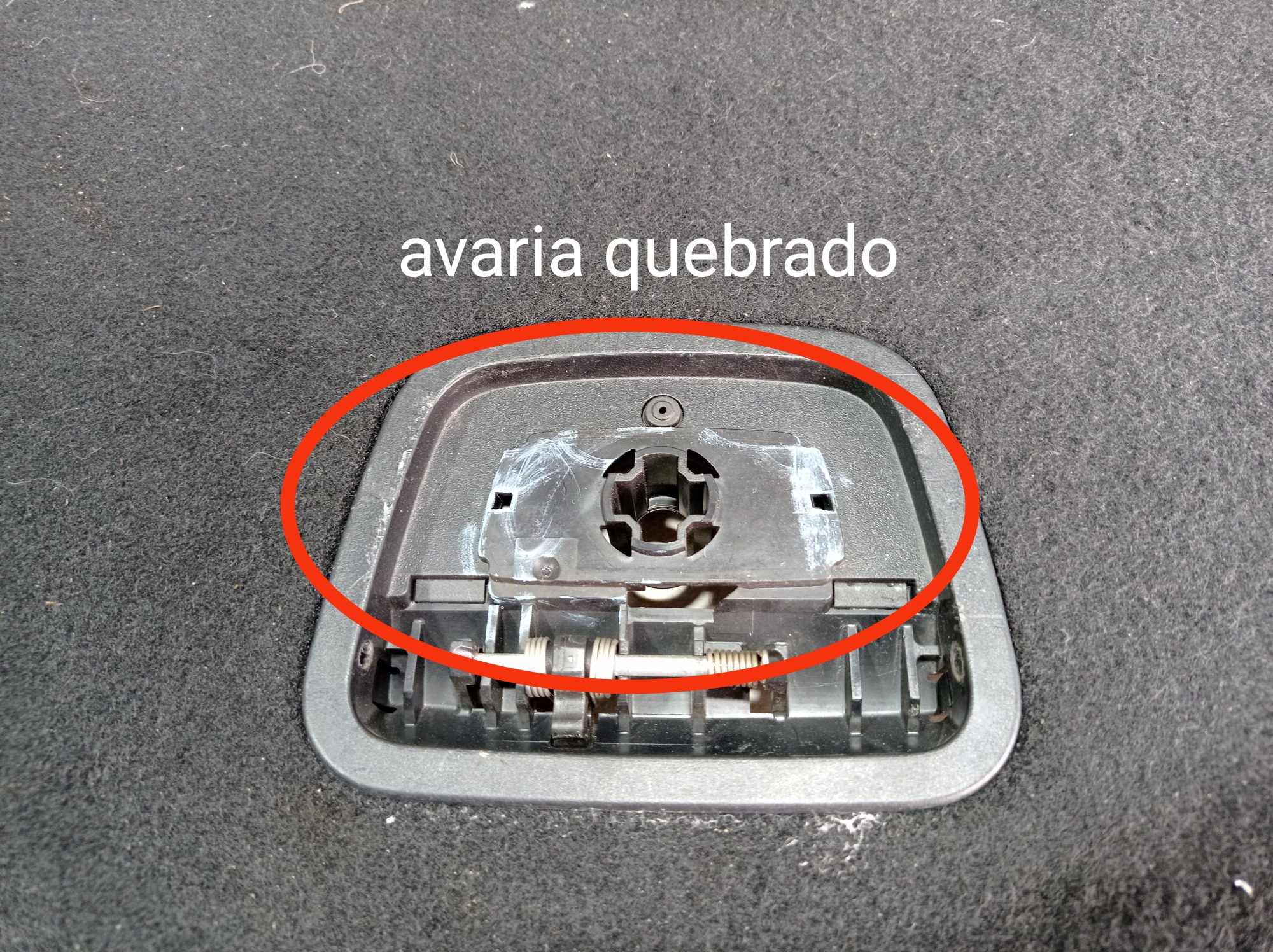 Tampão Porta Malas Mercedes Gla 200 2016 V568 8