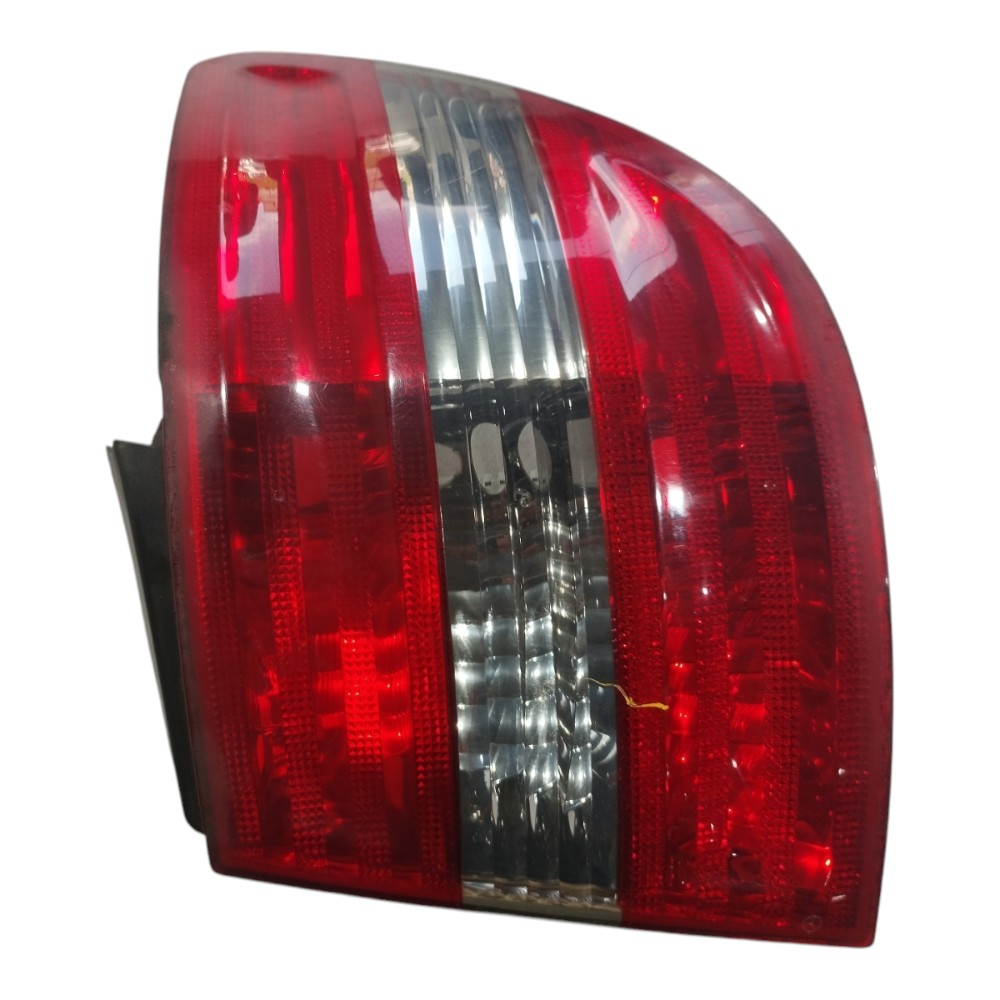 Lanterna Direita Mercedes B180 2010 2011 V630 2