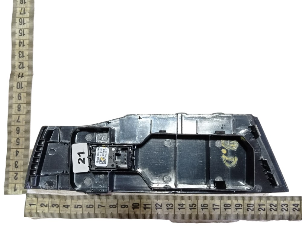Botao Vidro Porta Dianteira Direita Vw Nivus 2024 V608 9