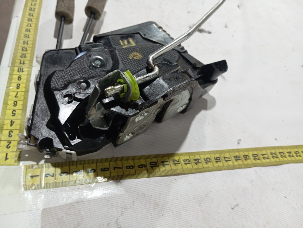 Fechadura Porta Diant Esquerda Honda Hrv 2017 A 2020 V660 7