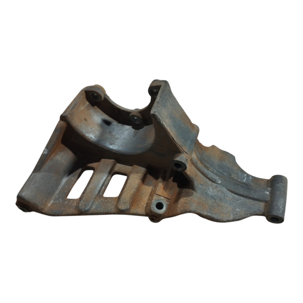 Suporte bomba hidráulica Troller T4 2006 a 12 V650 10