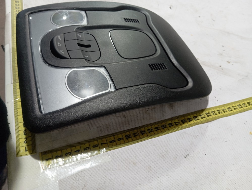 Luz Cortesia Teto Ram Rampage 2023 2025 V659 9