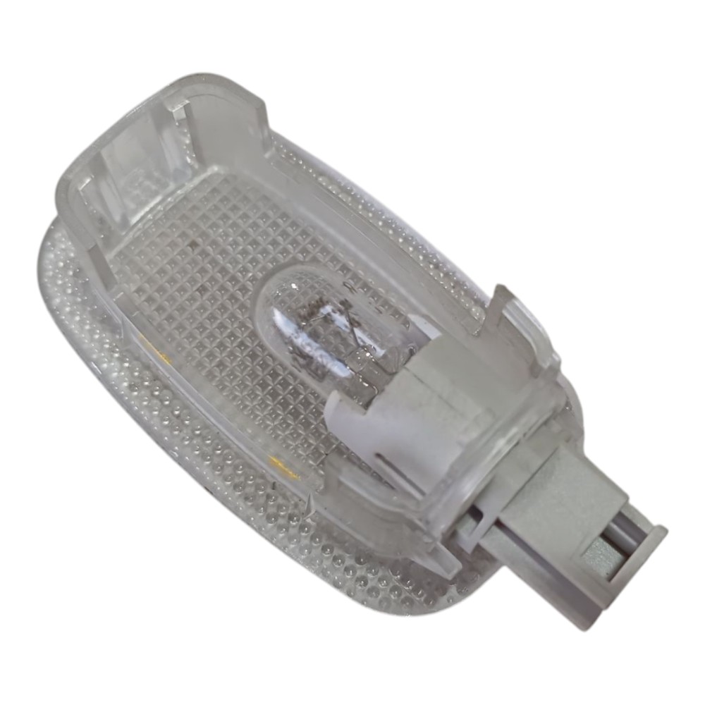 Luz Cortesia Mercedes B180 2010 V630 8