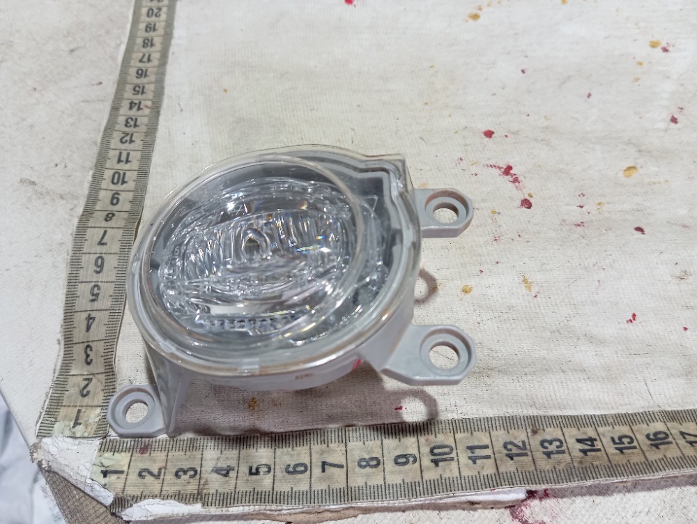 Farol Milha Esquerdo Lexus Rx500hf 2023 V619 6