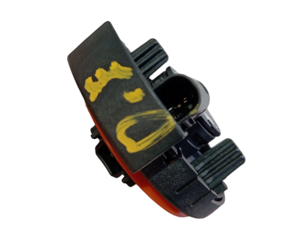 Sensor porta dianteira esquerda GWM Ora GT03 2024 V625 1