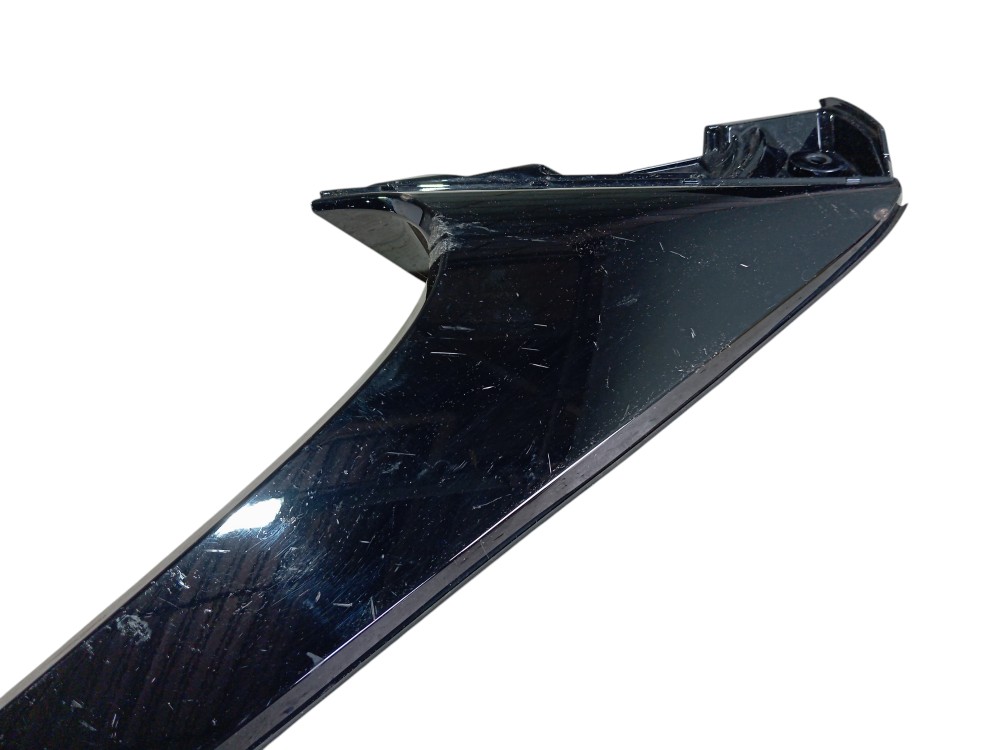 Moldura Direita Ext Tampa Traseira Lexus Rx500hf 2023 V619 5
