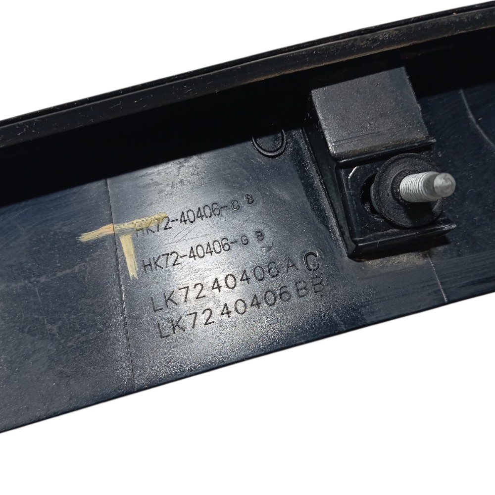 Moldura Luz Placa Tampa Traseira Discovery Sport 2020 V680 8