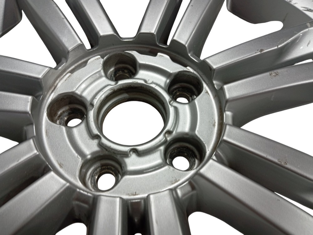 Roda Aro 17 Vw Golf Highline 2015 V626 3