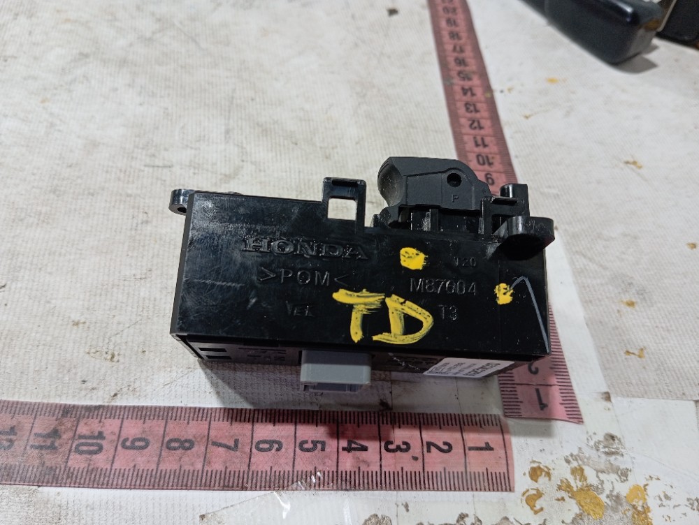 Botão Vidro Porta Traseira Direita Hrv Exl 2023 2025 V644 7