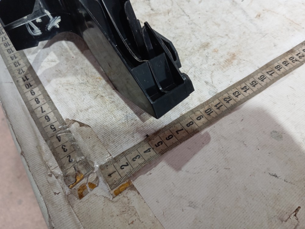 Guia Direito Parachoque Traseiro Lexus Rx500hf 2023 V619 7