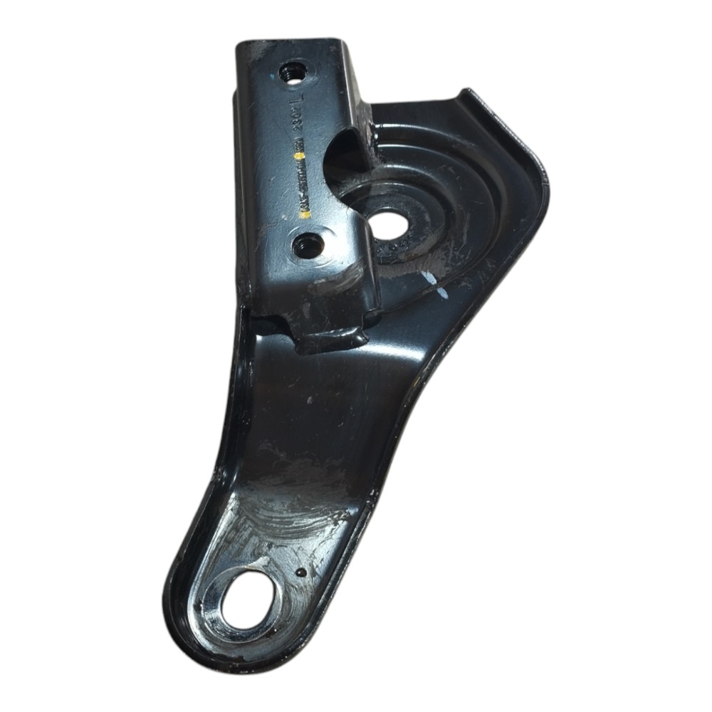 Suporte traseira esq barra Byd Song Plus 2023 A 25 V642 7