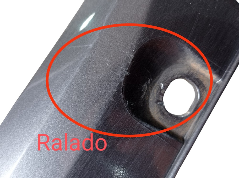 Spoiler Lateral Direito Toyota Prado 3.0 2005 V620 7