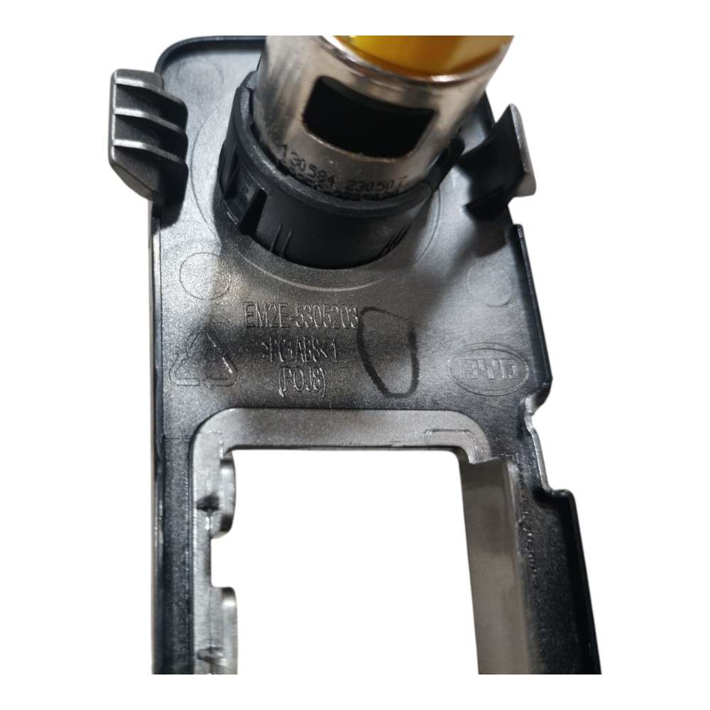 Moldura Usb Com Tomada 12v Byd Dolphin Gs 2024 2025 V666 5