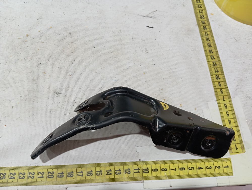Suporte Paralama Direito Mercedes C180 2002 2007 V661 8