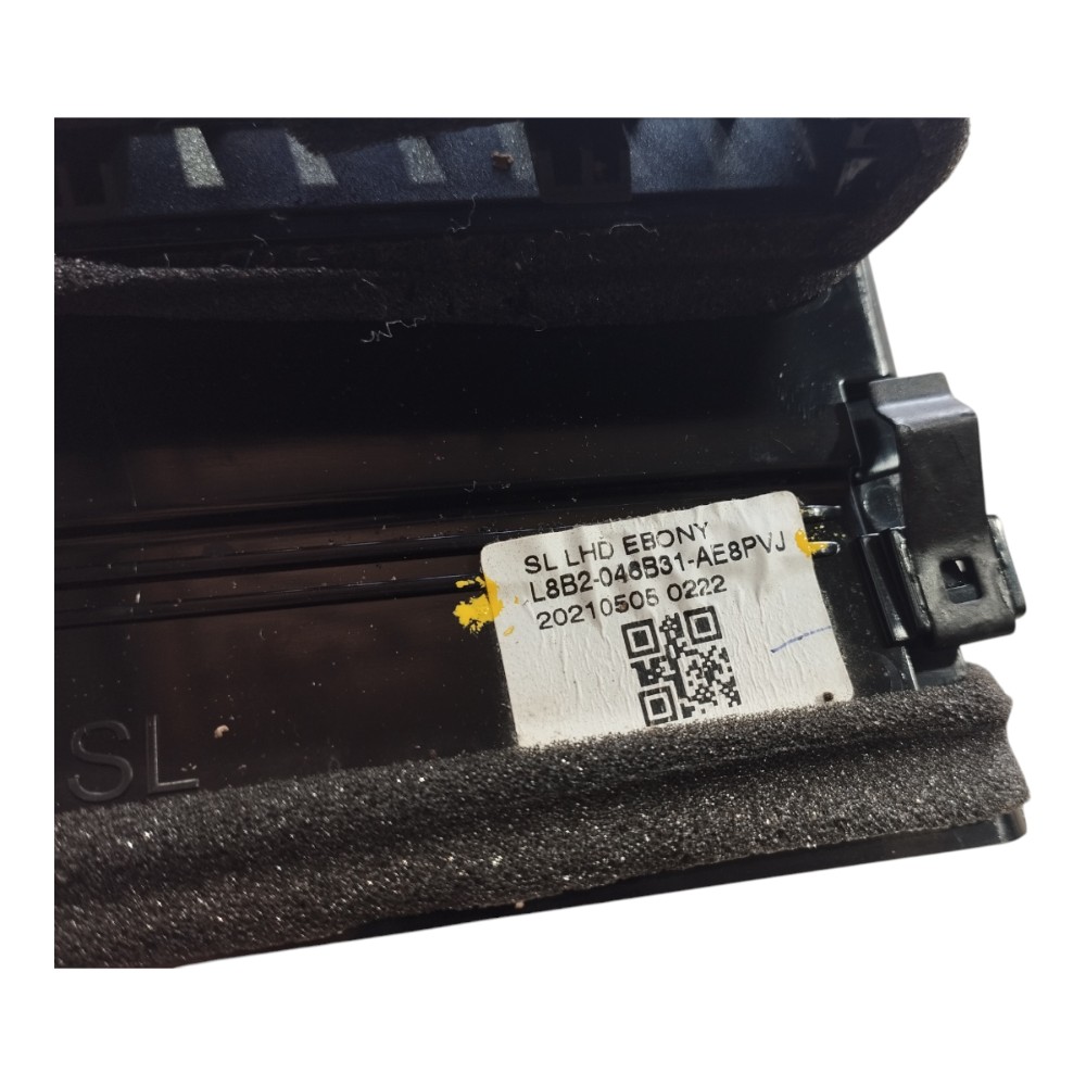 Difusor Ar Esquerdo Land Rover Defender 2022 V645 7