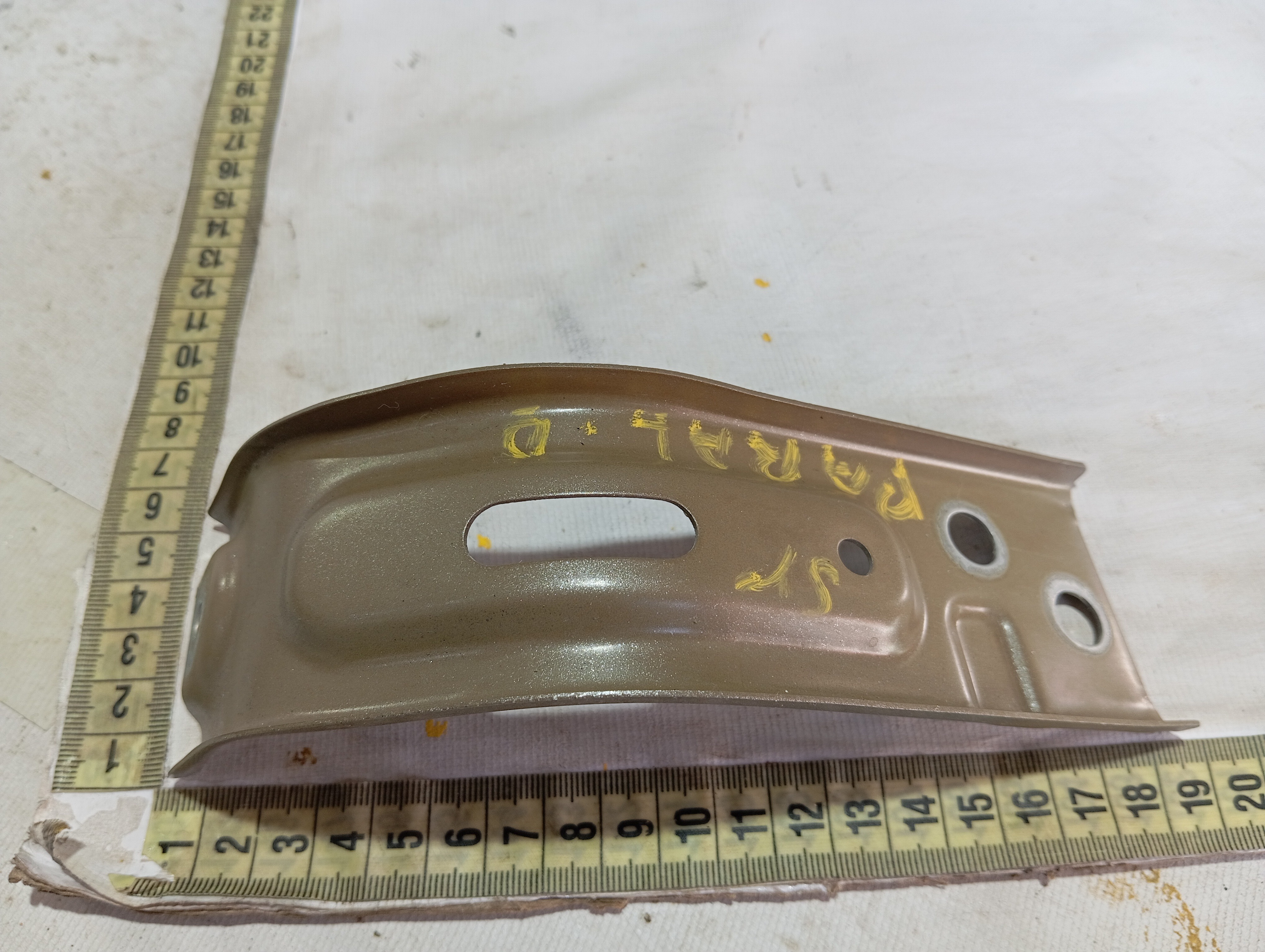 Suporte Paralama Direito Vw Taos Highline 250 22 2024 V601 7