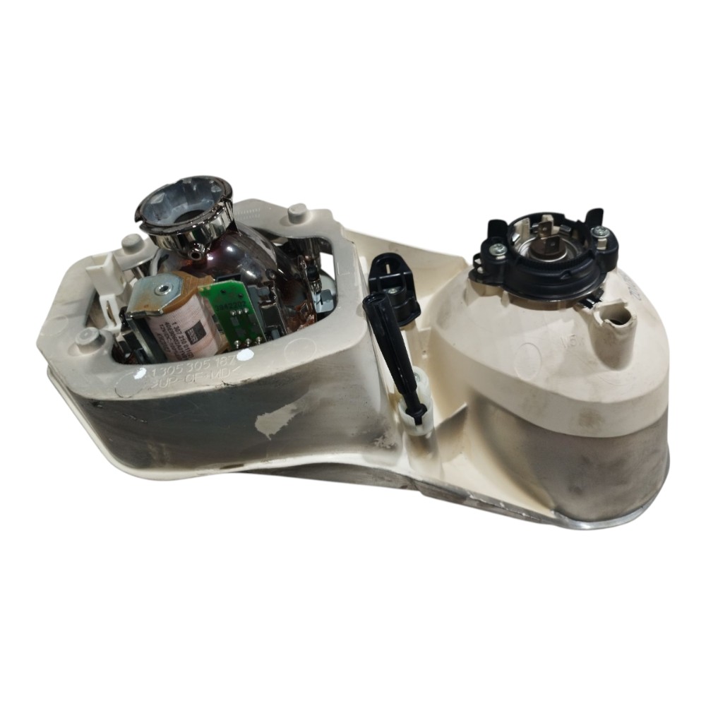 Moldura Interna Farol Esquerdo Mercedes C180 2002 2007 V661 Esquerdo/motorista 7