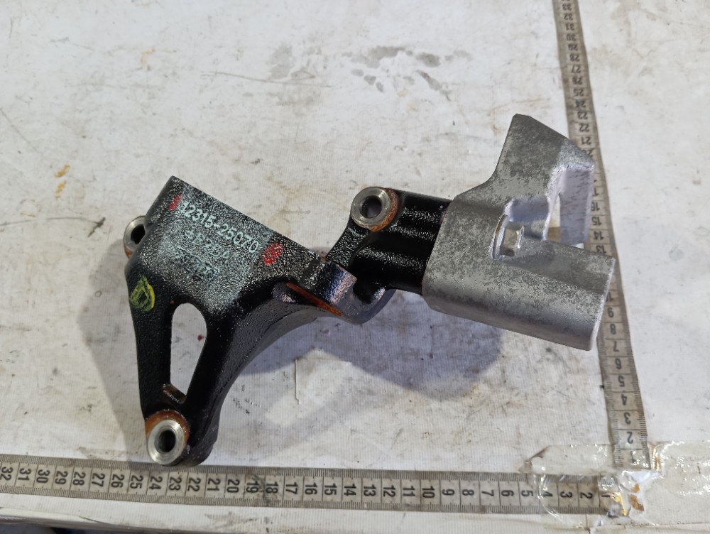 Suporte Direito Motor Lexus Rx500hf 2023 V619 8
