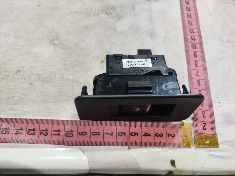 Botão Vidro Dianteiro Direito Jac T50 2020 V662 3