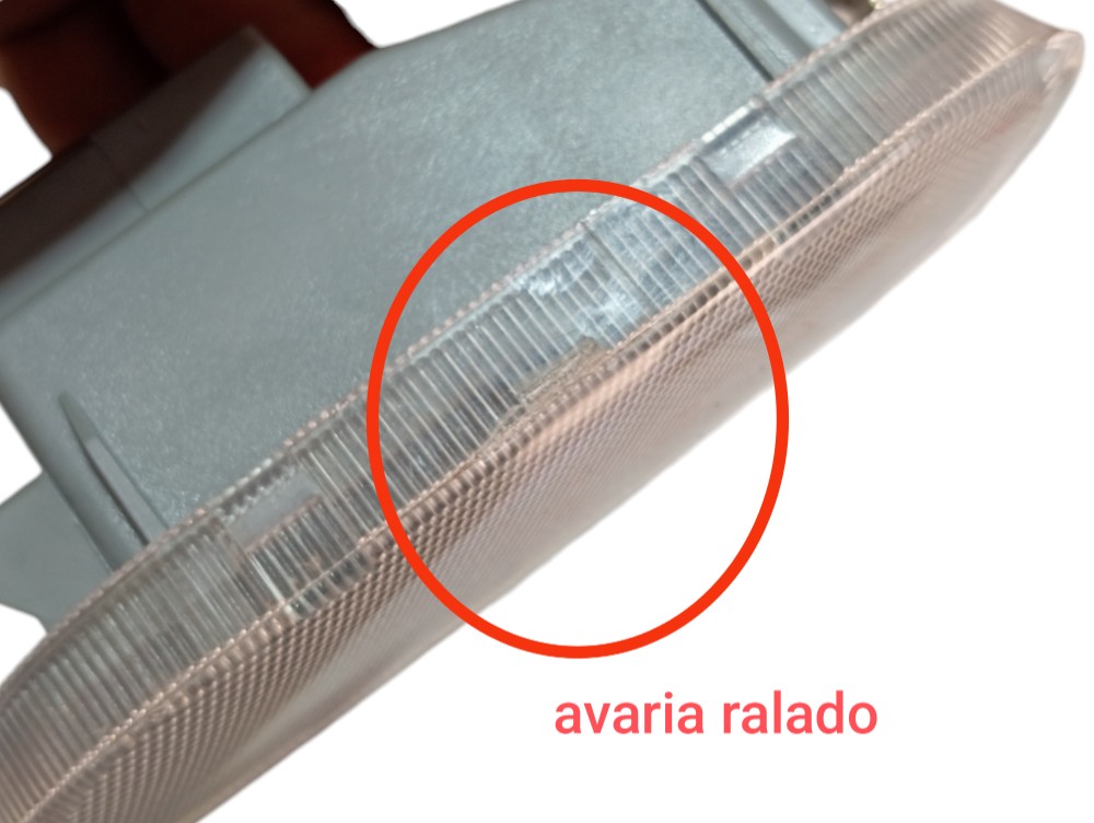 Luz Cortesia Porta Tras Direita Land Cruiser Prado 2005 V620 7